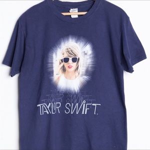 TAYLOR SWIFT 1989 WORLD TOUR CONCERT TEE